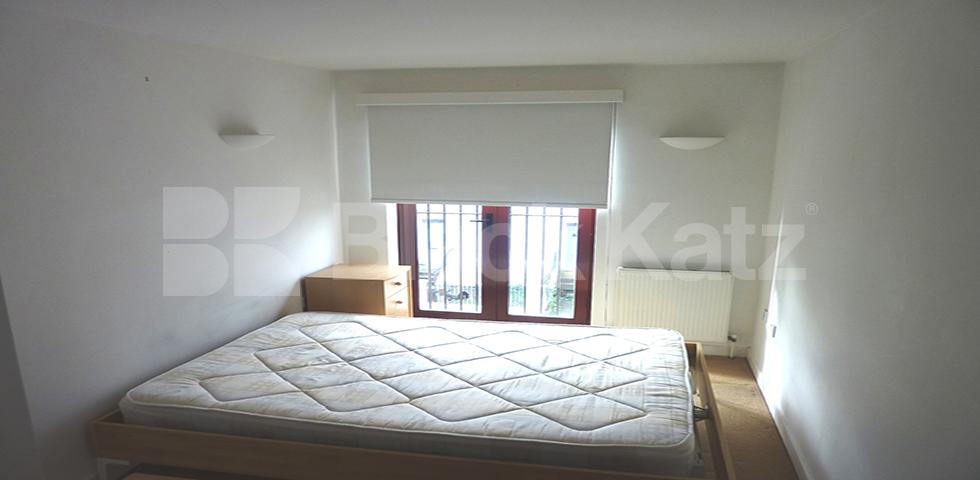 			2 Bedroom, 1 bath, 1 reception Flat			 Aran Mews, CALEDONIAN ROAD-BARNSBURY